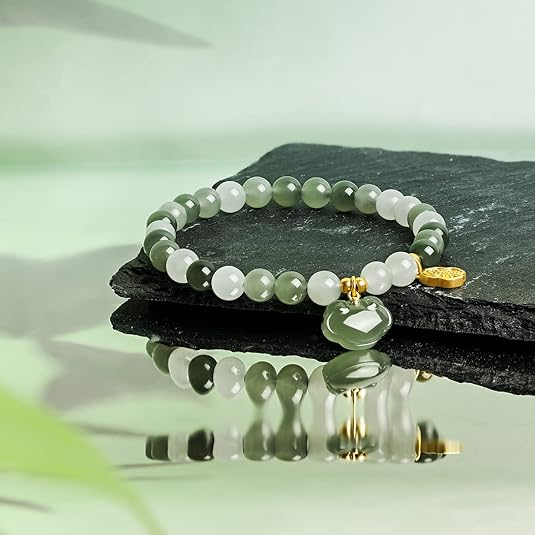 T15-24K Gold Accent Green Jade Beaded Bracelet Stretch Bracelet for Women and Men