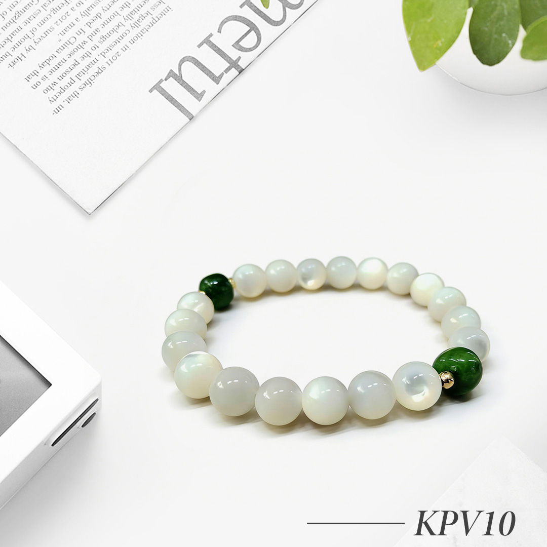 KPV10-Natural White Jade Beaded Bracelet with Green Jade Accent