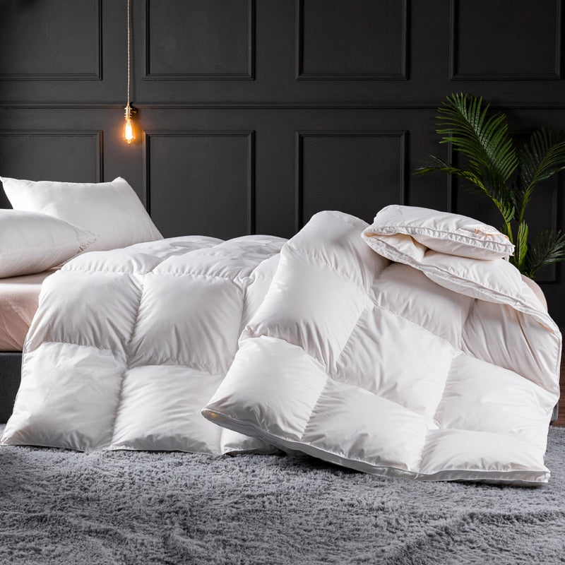 Ultra-Soft Siberian Goose Down Duvet – Premium Warmth